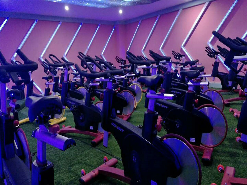健身俱乐部